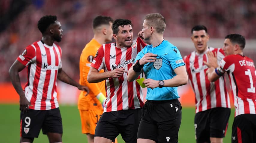 Athletic Club ontgoocheld door arbitrage na verlies tegen United: ‘Dit is wreed’ Athletic Club ontgoocheld door arbitrage na verlies tegen United: ‘Dit is wreed’
