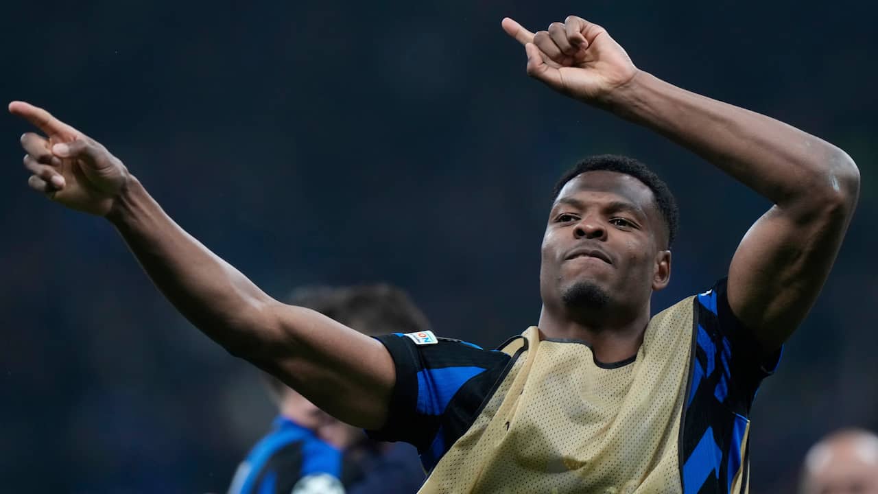 Dumfries wéér goud waard voor Inter: ‘Buitengewone wedstrijd, ik ben heel trots’ Dumfries wéér goud waard voor Inter: ‘Buitengewone wedstrijd, ik ben heel trots’