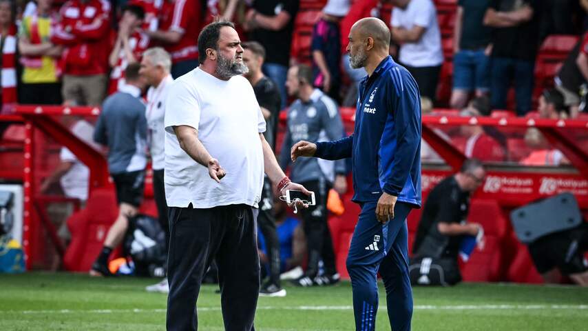 Forest-eigenaar confronteert trainer Nuno na duel op het veld: ‘Toonde passie’ Forest-eigenaar confronteert trainer Nuno na duel op het veld: ‘Toonde passie’