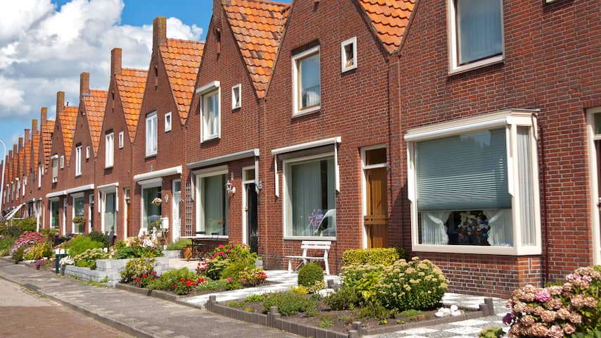 NU+ | Dit is hoe deurverkopers proberen je te overtuigen en zo ga je daarmee om NU+ | Dit is hoe deurverkopers proberen je te overtuigen en zo ga je daarmee om