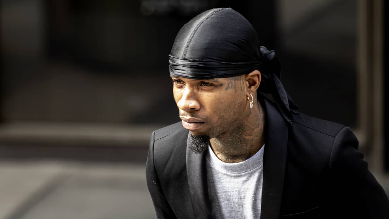 Rapper Tory Lanez in ziekenhuis na steekincident in gevangenis Rapper Tory Lanez in ziekenhuis na steekincident in gevangenis