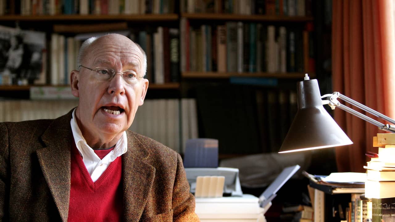 Scenarist Gerard Soeteman (88), bekend van Soldaat van Oranje, overleden Scenarist Gerard Soeteman (88), bekend van Soldaat van Oranje, overleden