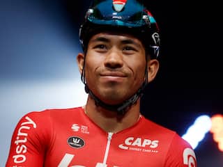 Sprinter Caleb Ewan (30) stopt per direct met wielrennen na onstuimige jaren Sprinter Caleb Ewan (30) stopt per direct met wielrennen na onstuimige jaren