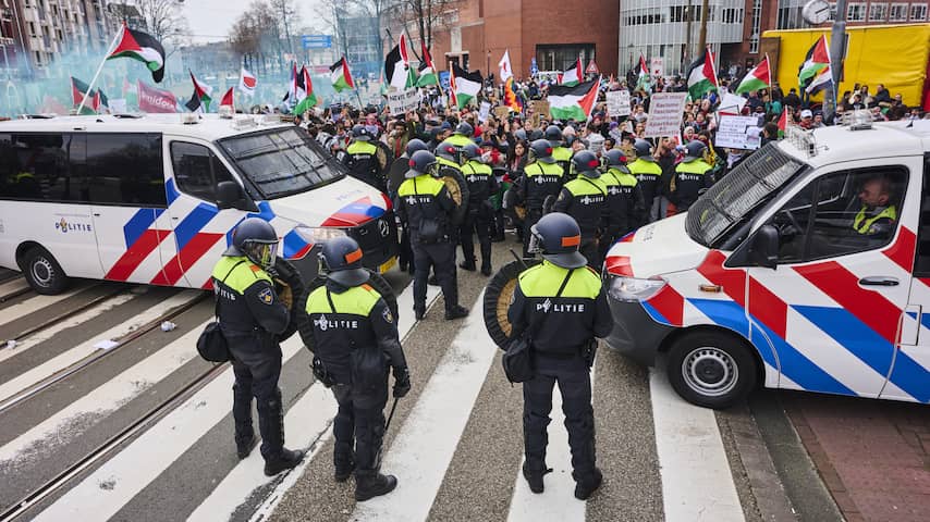 Video | Politie massaal aanwezig na aanval bij Joods Museum Washington Video | Politie massaal aanwezig na aanval bij Joods Museum Washington