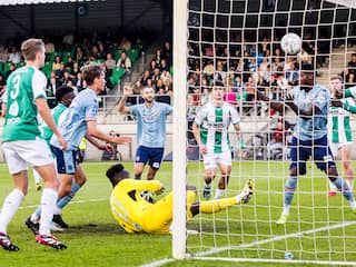 Willem II overleeft penaltyserie tegen FC Dordrecht en houdt kans op handhaving Willem II overleeft penaltyserie tegen FC Dordrecht en houdt kans op handhaving