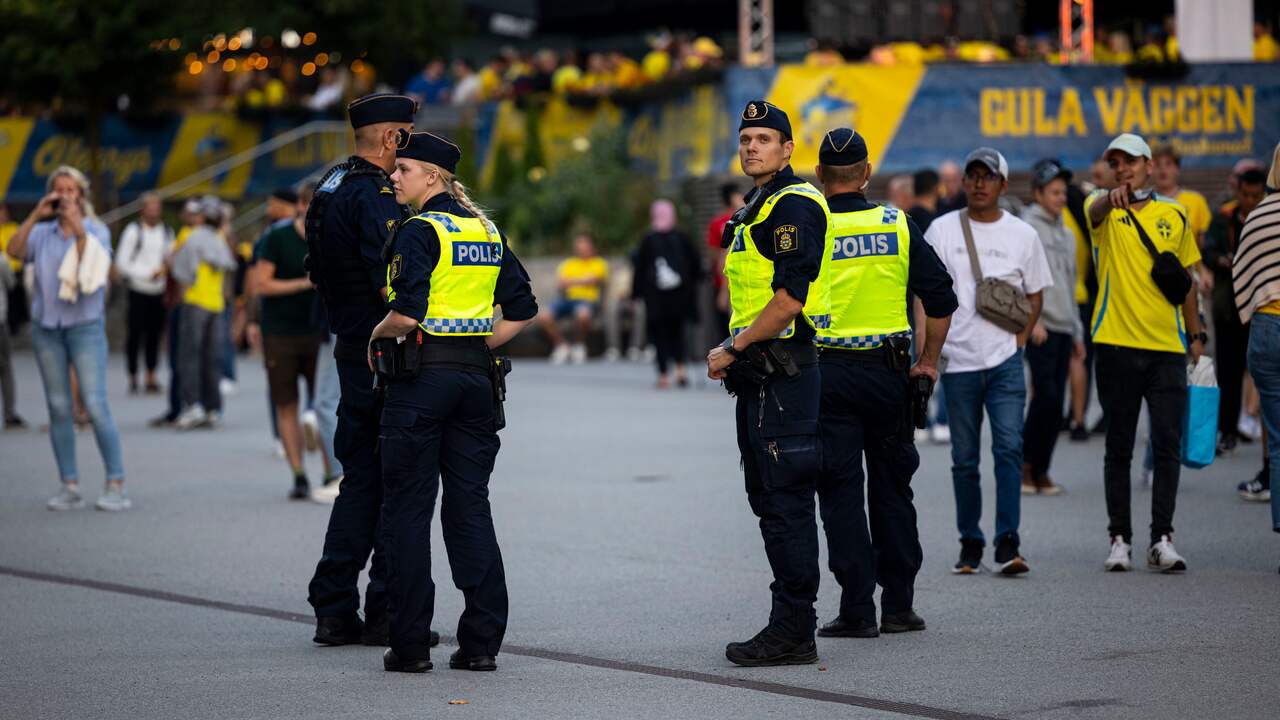 Zweden verlaagt dreigingsniveau: ‘Minder vaak neergezet als islamvijandig land’ Zweden verlaagt dreigingsniveau: ‘Minder vaak neergezet als islamvijandig land’